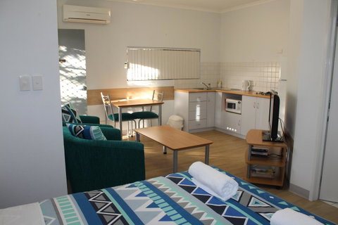 Mandurah Ocean Marina Chalets - Northern Rivers Accommodation 1