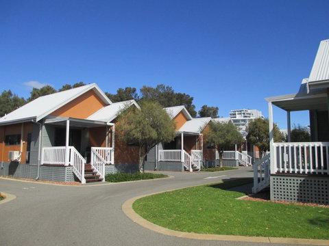Mandurah Ocean Marina Chalets - Northern Rivers Accommodation 37
