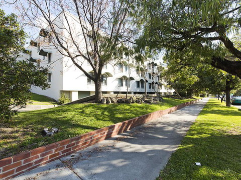 Style In Subiaco - Northern Rivers Accommodation 0