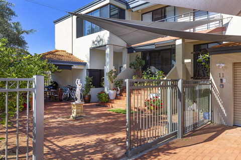 Como Executive Apartment - Northern Rivers Accommodation 1