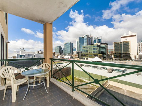 James On The Park - Executive Escapes - Northern Rivers Accommodation 0