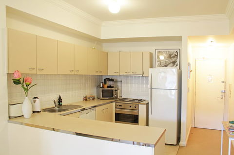 WESTEND CBD PERTH-ULTIMATE LOCATION - Northern Rivers Accommodation 8