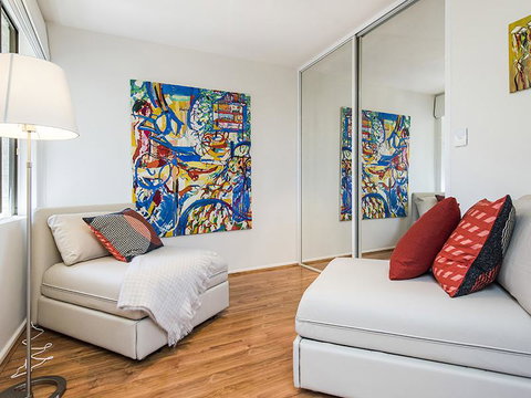 South Perth Deluxe Apartment - Northern Rivers Accommodation 36