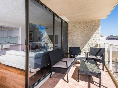South Perth Deluxe Apartment - Northern Rivers Accommodation 18