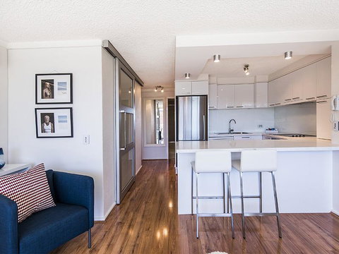 South Perth Deluxe Apartment - Northern Rivers Accommodation 7