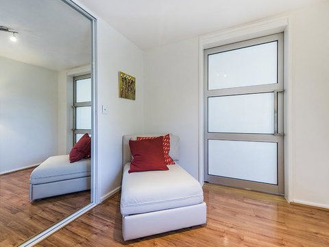 South Perth Deluxe Apartment - Northern Rivers Accommodation 25
