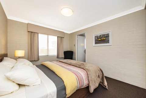 Subiaco Village 18 - Northern Rivers Accommodation 11