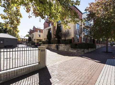 Subiaco Village 18 - Northern Rivers Accommodation 20