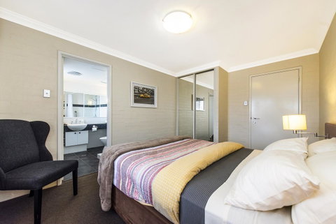 Subiaco Village 18 - Northern Rivers Accommodation 13