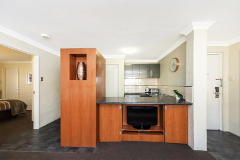 Subiaco Village 18 - Northern Rivers Accommodation 7