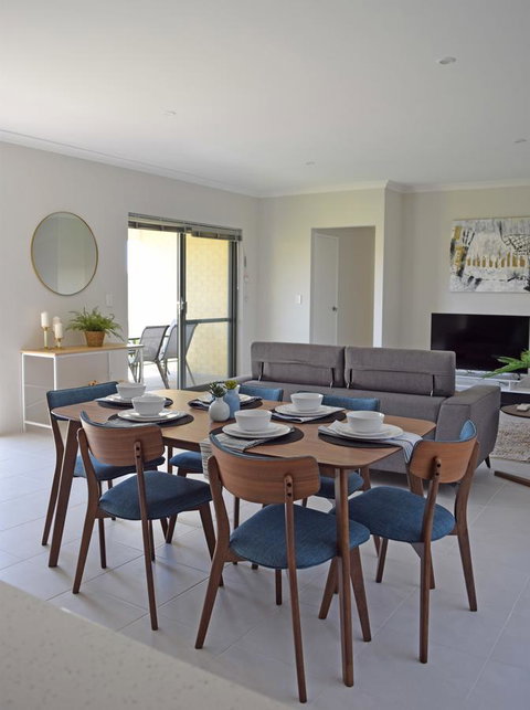 The Kingsleyâ€™s Place â€“ Piara Waters - Northern Rivers Accommodation 1