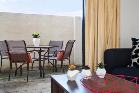 South Perth Executive Apartment - Northern Rivers Accommodation 3