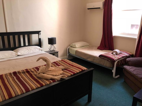 Junction Hotel Moora - Northern Rivers Accommodation 24