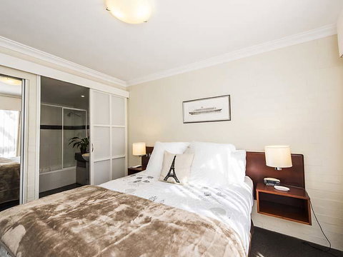 Subiaco Village 28 - Northern Rivers Accommodation 10