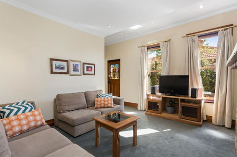100 On South Callan Apartments - Northern Rivers Accommodation 2