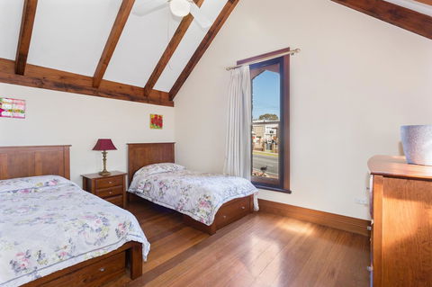 100 On South Callan Apartments - Northern Rivers Accommodation 12