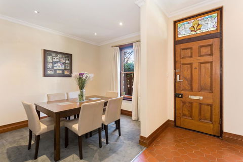 100 On South Callan Apartments - Northern Rivers Accommodation 9