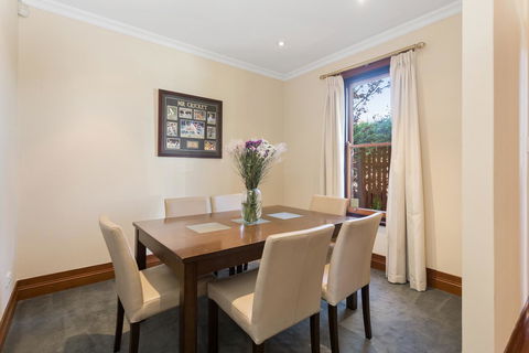 100 On South Callan Apartments - Northern Rivers Accommodation 10