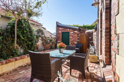 100 On South Callan Apartments - Northern Rivers Accommodation 18