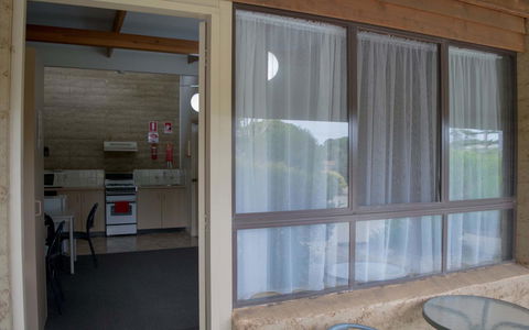 Hopetoun Motel & Chalet Village - Northern Rivers Accommodation 22