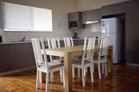 Hopetoun Motel & Chalet Village - Northern Rivers Accommodation 7