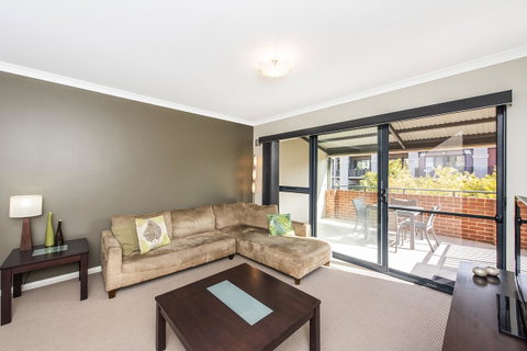 Subiaco Emporium Apartment - Northern Rivers Accommodation 13