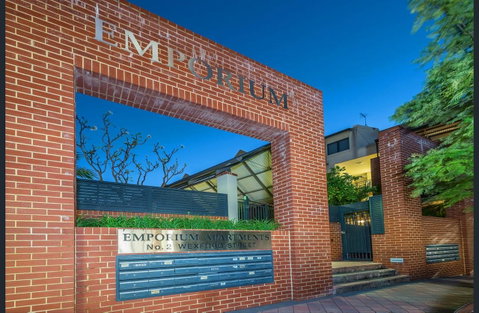 Subiaco Emporium Apartment - Northern Rivers Accommodation 5