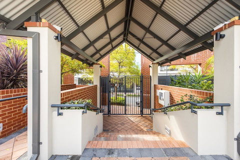 Subiaco Emporium Apartment - Northern Rivers Accommodation 22