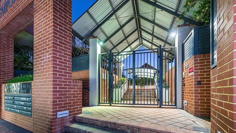 Subiaco Emporium Apartment - Northern Rivers Accommodation 8
