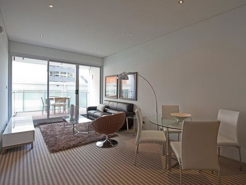 Astra Apartments Perth - Zenith - Northern Rivers Accommodation 4