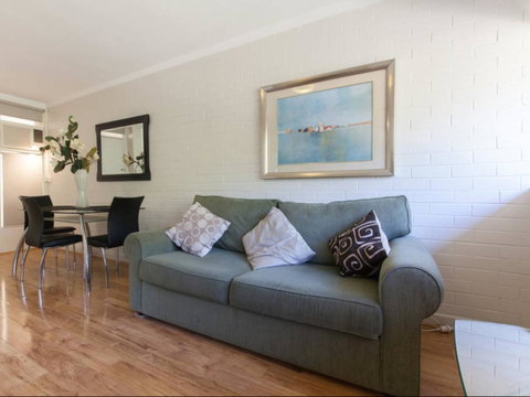 Rosalie In Shenton Park - Northern Rivers Accommodation 7