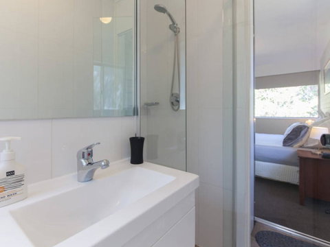 Rosalie In Shenton Park - Northern Rivers Accommodation 5