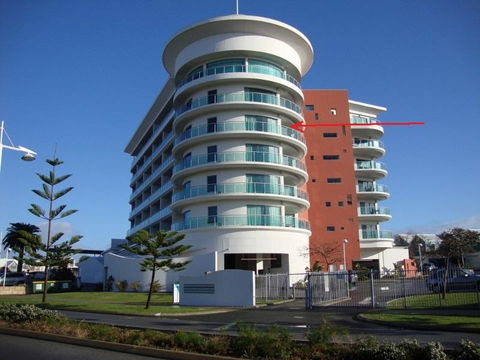 A 406 FANTASTIC OCEAN BEACH And MARINA VIEW APT - MANDURAH - Northern Rivers Accommodation 26