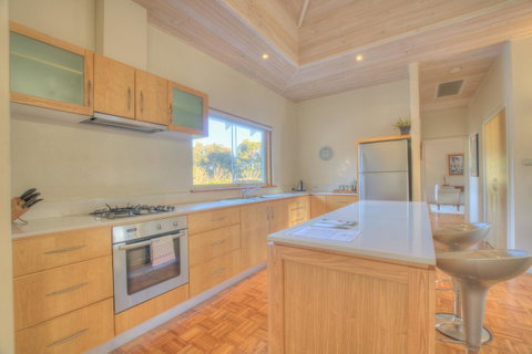 Moana Spa Villas - Prime Yallingup Location - Northern Rivers Accommodation 29