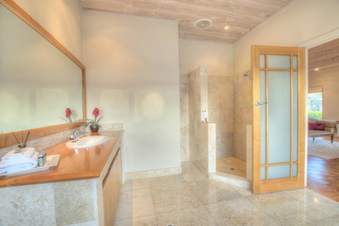 Moana Spa Villas - Prime Yallingup Location - Northern Rivers Accommodation 30