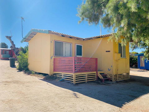 Shark Bay Cottages - Northern Rivers Accommodation 42