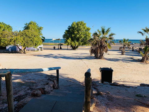 Shark Bay Cottages - Northern Rivers Accommodation 1