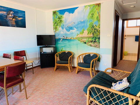 Shark Bay Cottages - Northern Rivers Accommodation 9