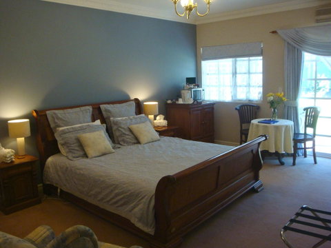 Lanterns Retreats - Northern Rivers Accommodation 13