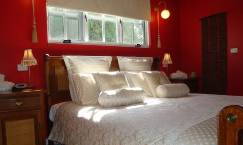 Lanterns Retreats - Northern Rivers Accommodation 0
