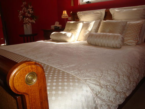 Lanterns Retreats - Northern Rivers Accommodation 8