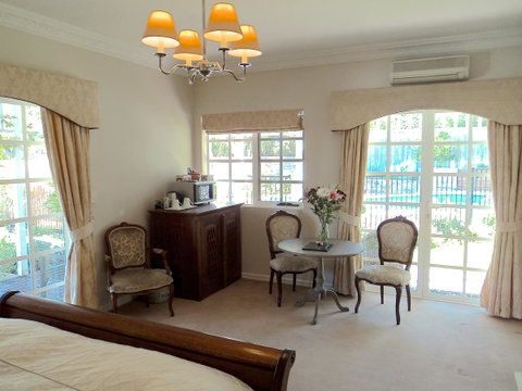 Lanterns Retreats - Northern Rivers Accommodation 4
