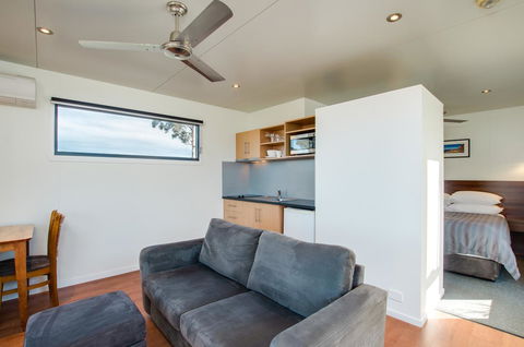 Swansea Beach Chalets - Northern Rivers Accommodation 16