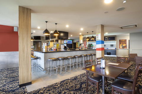 Nightcap At Carlyle Hotel - Northern Rivers Accommodation 23