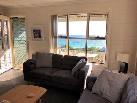 BINALONG BEACH COTTAGE Beachfront At Bay Of Fires Next To Restaurant - Northern Rivers Accommodation 12