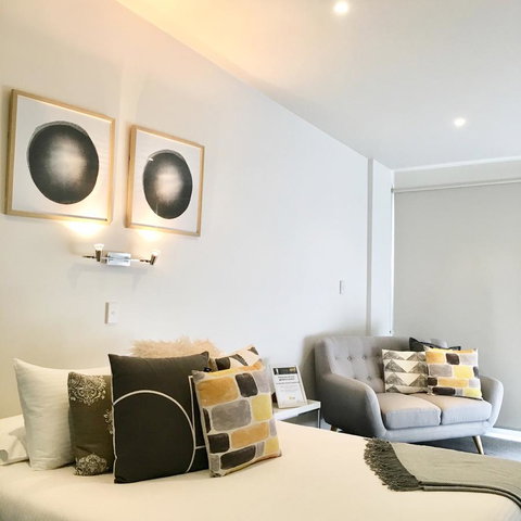 Sandy Bay Studio Apartment - Northern Rivers Accommodation 0