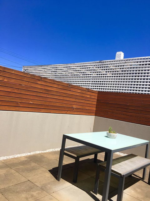 Sandy Bay Studio Apartment - Northern Rivers Accommodation 12