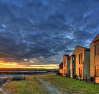Stanley Village Waterfront Accommodation - Northern Rivers Accommodation
