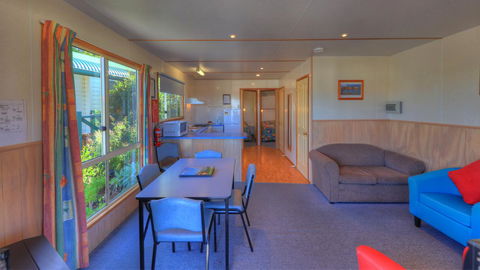 Bicheno Cabin Park - Northern Rivers Accommodation 9