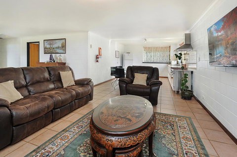 Harvey Farm Lodge - Northern Rivers Accommodation 17